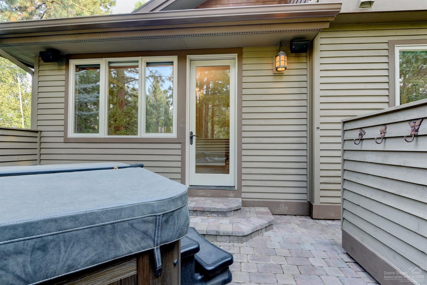 Broken Top - Residential