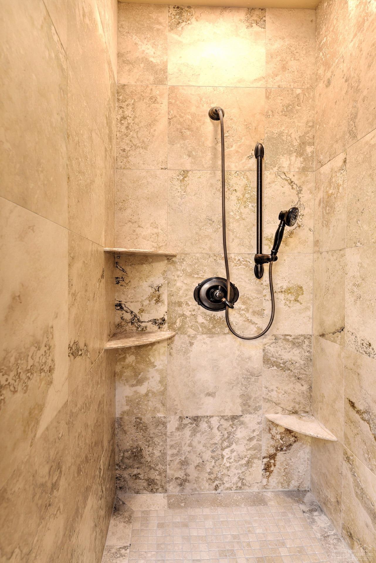 Broken Top - Residential