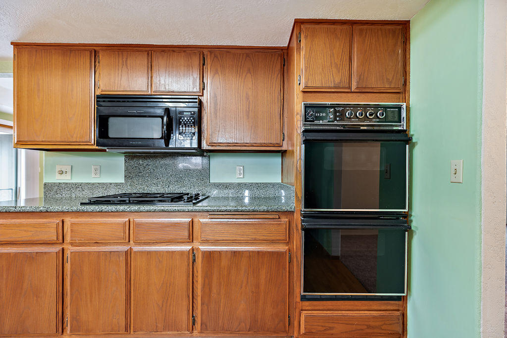 Pine Crest Court Subdivision - Residential