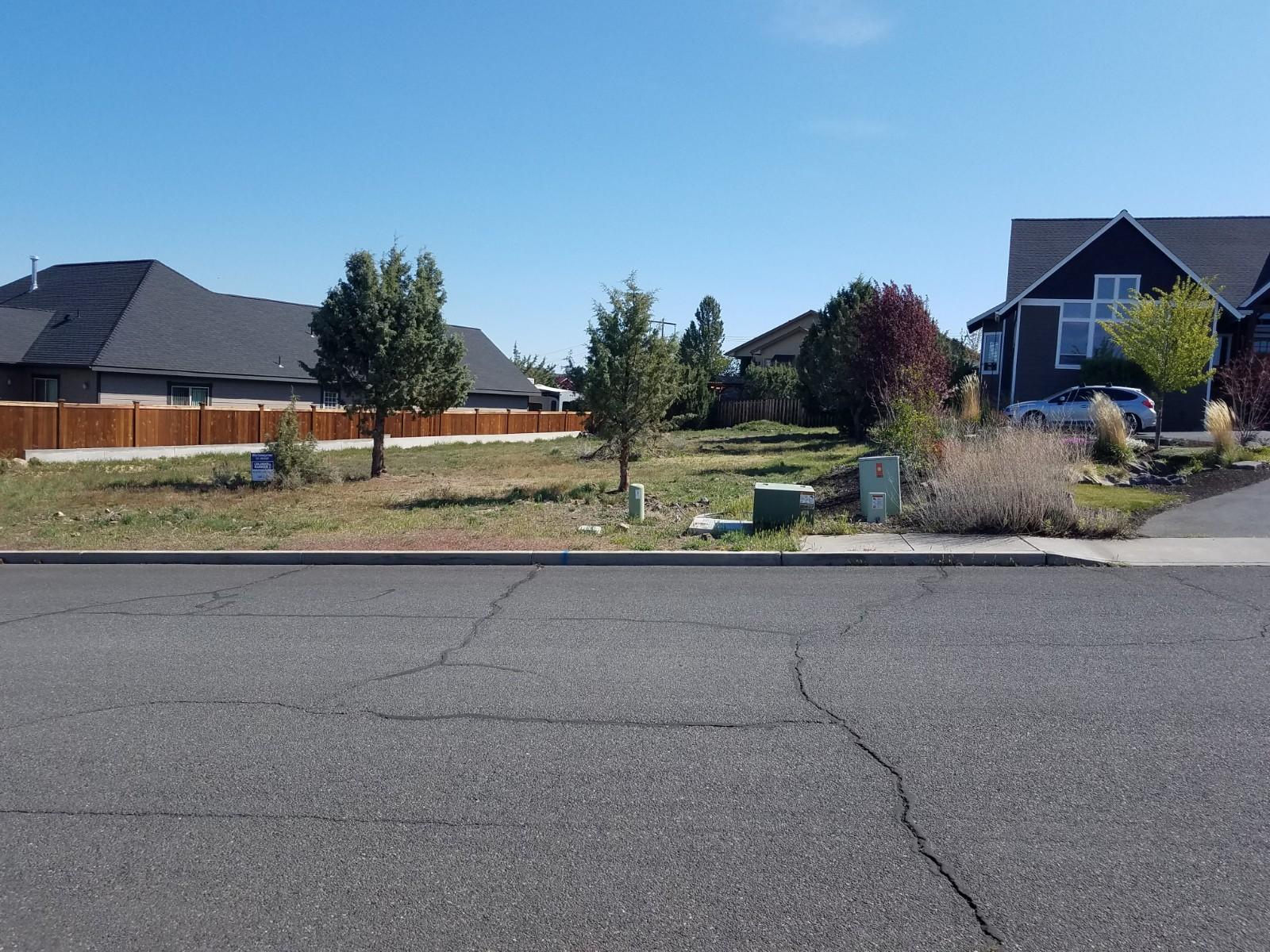 Majestic Ridge - Land