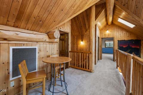 Tiny photo for 65155 Smokey Ridge Road, Bend, OR 97703 (MLS # 220227014)