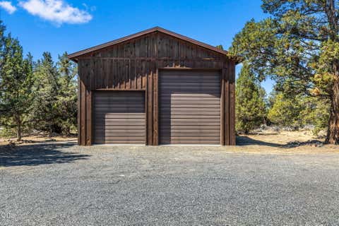 Tiny photo for 65155 Smokey Ridge Road, Bend, OR 97703 (MLS # 220227014)