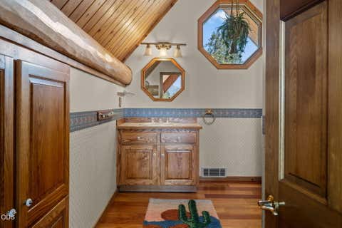 Tiny photo for 65155 Smokey Ridge Road, Bend, OR 97703 (MLS # 220227014)