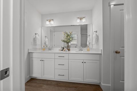 Tiny photo for 4124 SW Pumice Avenue #75, Redmond, OR 97756 (MLS # 220217259)