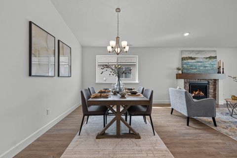 Tiny photo for 4124 SW Pumice Avenue #75, Redmond, OR 97756 (MLS # 220217259)