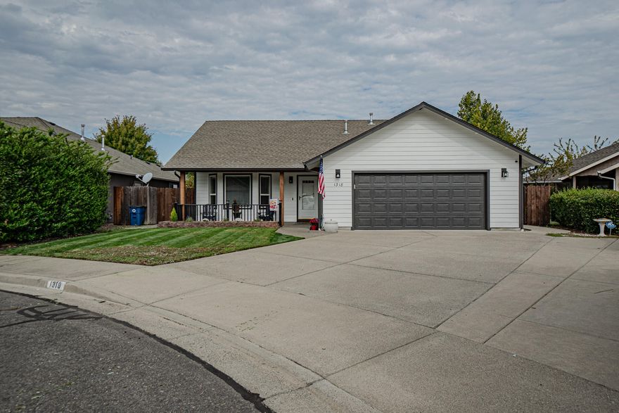 Perfectly located on a quiet cul-de-sac of Mayberry Meadows. Home has been beautifully updated with the following: laminate flooring, LG stainless-steel appliances, garbage disposal, hot water heater, exterior paint and light fixtures, interior paint, light fixtures and ceiling fans, toilets, front and back sprinkler system, ductless mini split in bonus room (2024), sump pump (2024), stained fencing, and blinds throughout. Home features vaulted ceilings w/natural lighting, 3 bedrooms, 2 full bathrooms, 1756 sq ft of living space on .15 of an acre, built in 2004, bonus living area w/gas fireplace, countertop and cabinets w/sink, primary suite bathroom has dual vanity, laundry room w/cabinets and an oversized 2 car garage. Property features front and back covered porches, newer modernized landscaping, decent size shed for additional storage and plenty of parking space. This home is within minutes to Allen Creek Shopping Center for your shopping needs. Call for a tour today!