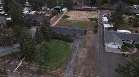 Tiny photo for 61969 SE 27th Street, Bend, OR 97702 (MLS # 220216850)