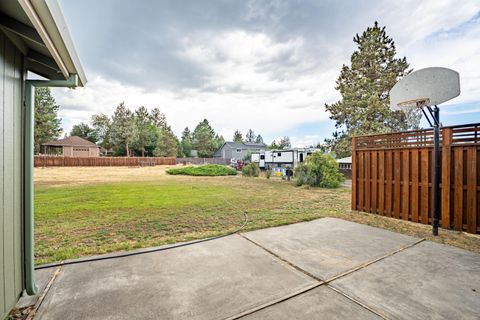 Tiny photo for 61969 SE 27th Street, Bend, OR 97702 (MLS # 220216850)