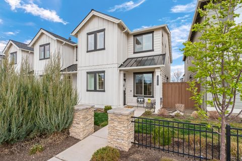 3712 NE Petrosa Avenue Bend OR 97701