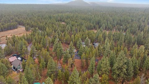 Tiny photo for 17008 Sharp Drive, Bend, OR 97707 (MLS # 220217708)