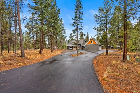 Photo of 17008 Sharp Drive, Bend, OR 97707 (MLS # 220217708)