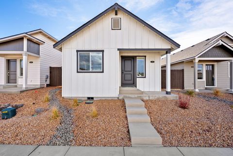 4085 SW Pumice Avenue 98 Redmond OR 97756