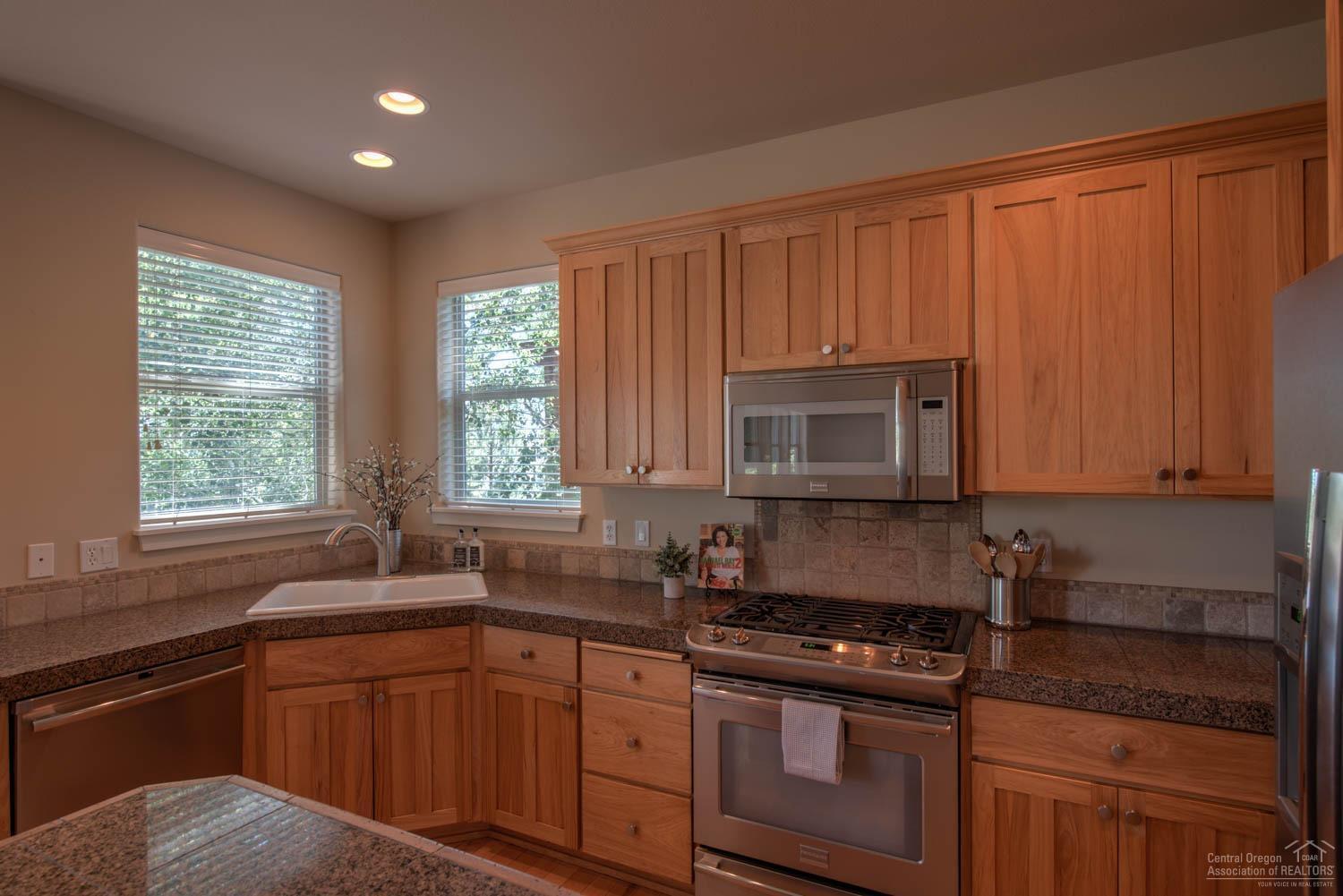 Broken Top - Residential