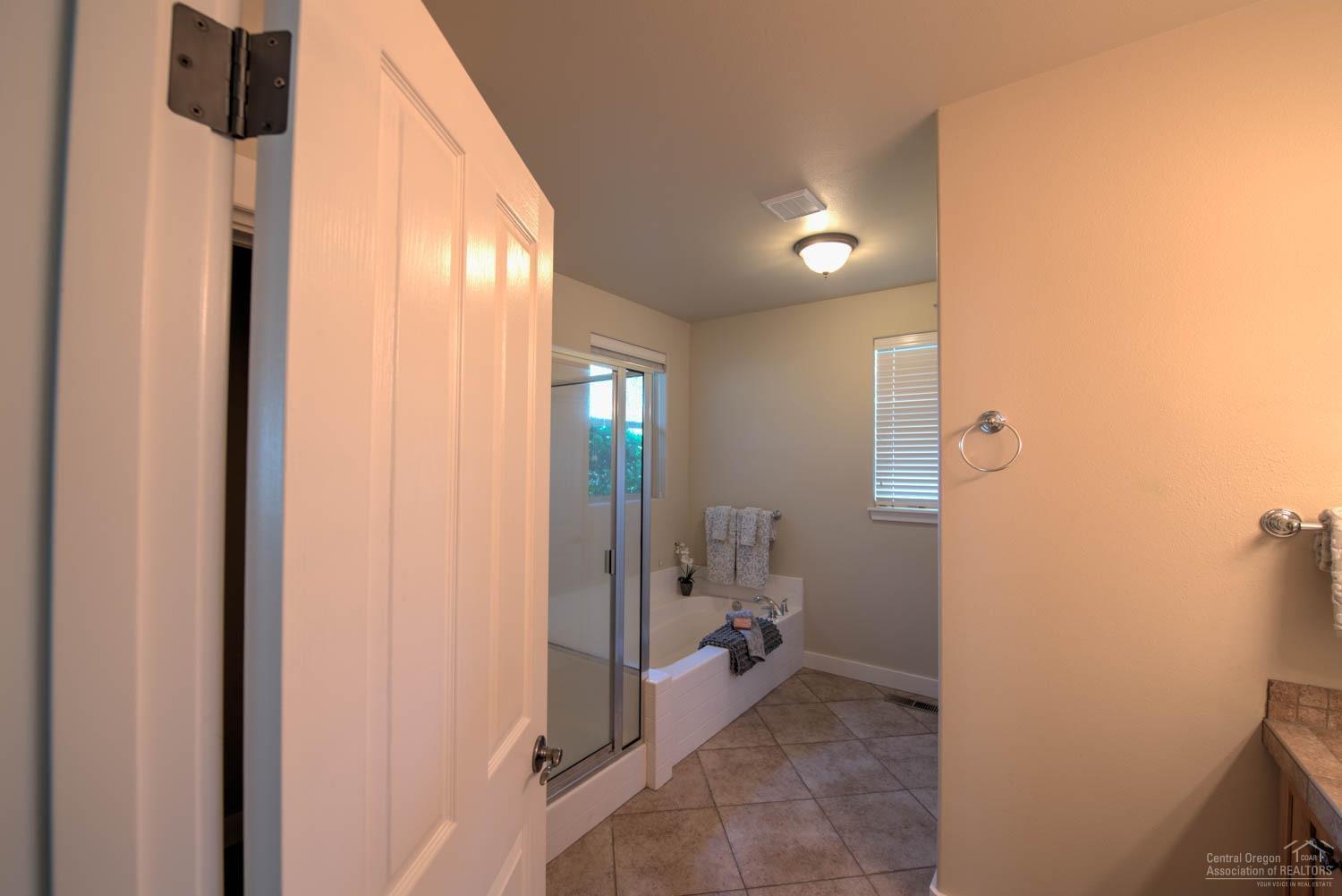 Broken Top - Residential