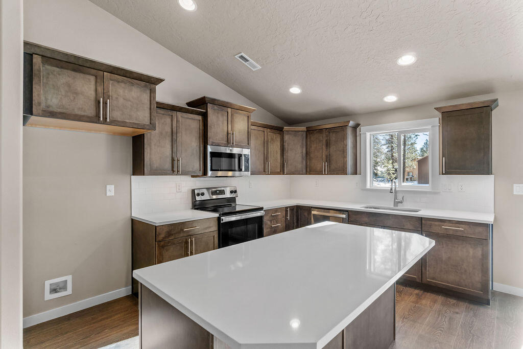 Forest View - Residential