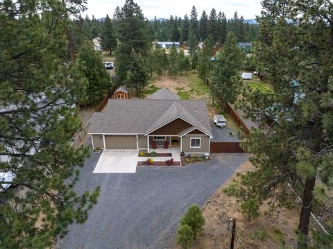 Tiny photo for 19525 River Woods Drive, Bend, OR 97702 (MLS # 220221156)