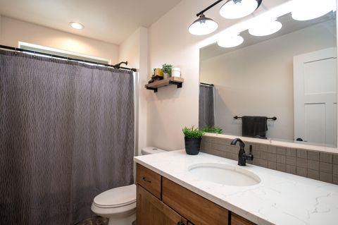 Tiny photo for 19525 River Woods Drive, Bend, OR 97702 (MLS # 220221156)