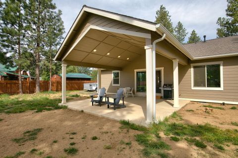 Tiny photo for 19525 River Woods Drive, Bend, OR 97702 (MLS # 220221156)