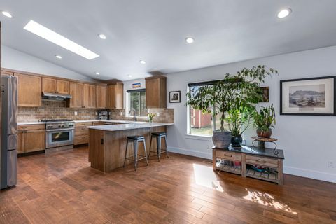 Tiny photo for 19525 River Woods Drive, Bend, OR 97702 (MLS # 220221156)