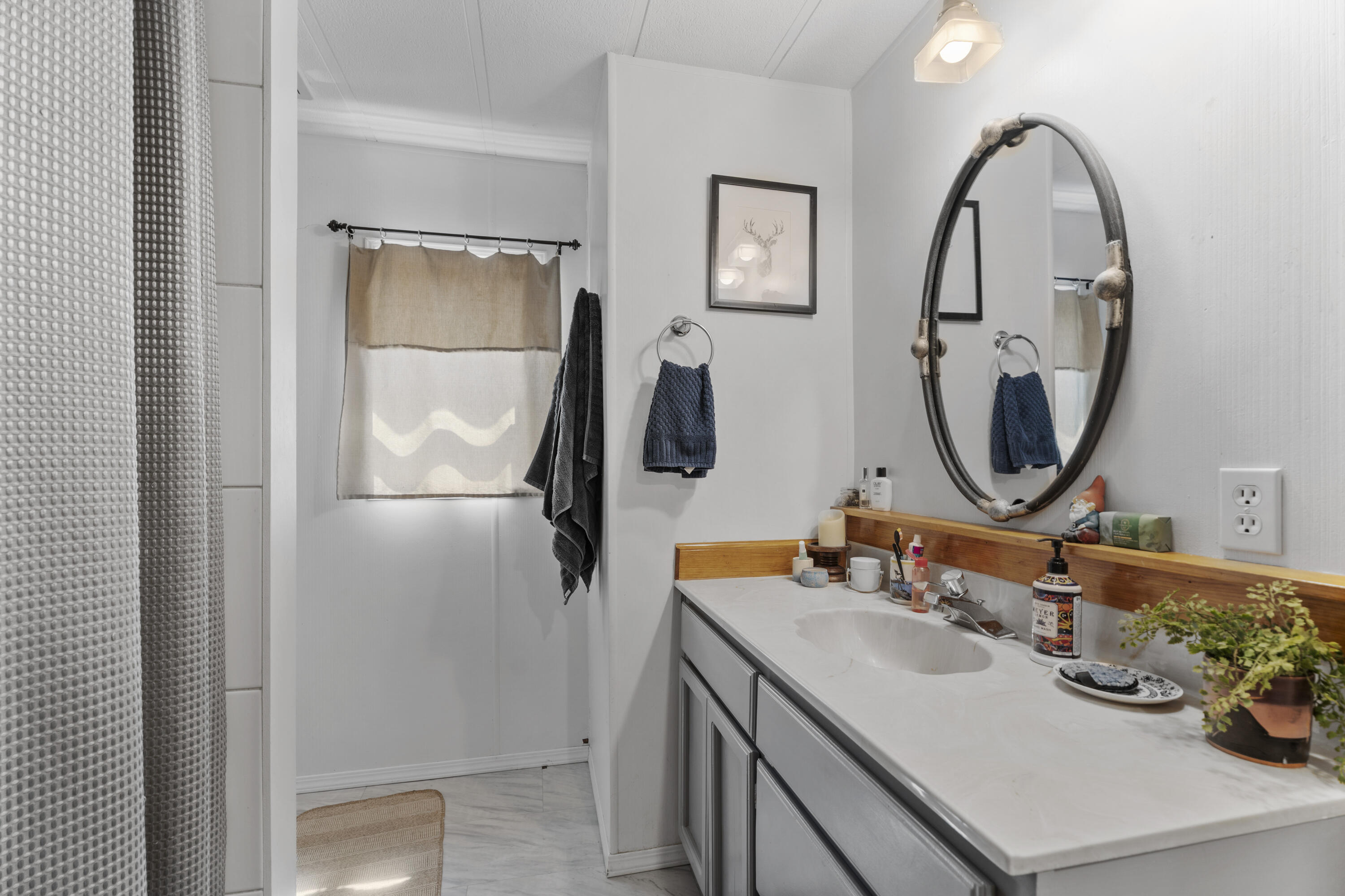 Romaine Village - Residential