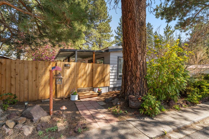 Come see this updated mobile home in Romaine village, Minutes to the old mill, trails, restaurants and
the Deschutes river. This 2 Bedroom 2 Bathroom mobile home was updated with a new roof and furnace in
2018. With a beautiful backyard space and tons of storage this home is ready for its next owner. This
is a mobile home sale only on leased land, buyers must be approved by park.