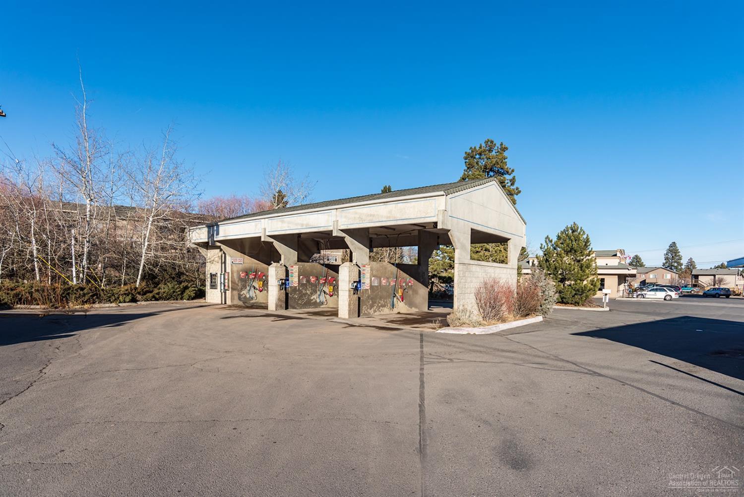 CLAB - Commercial Sale