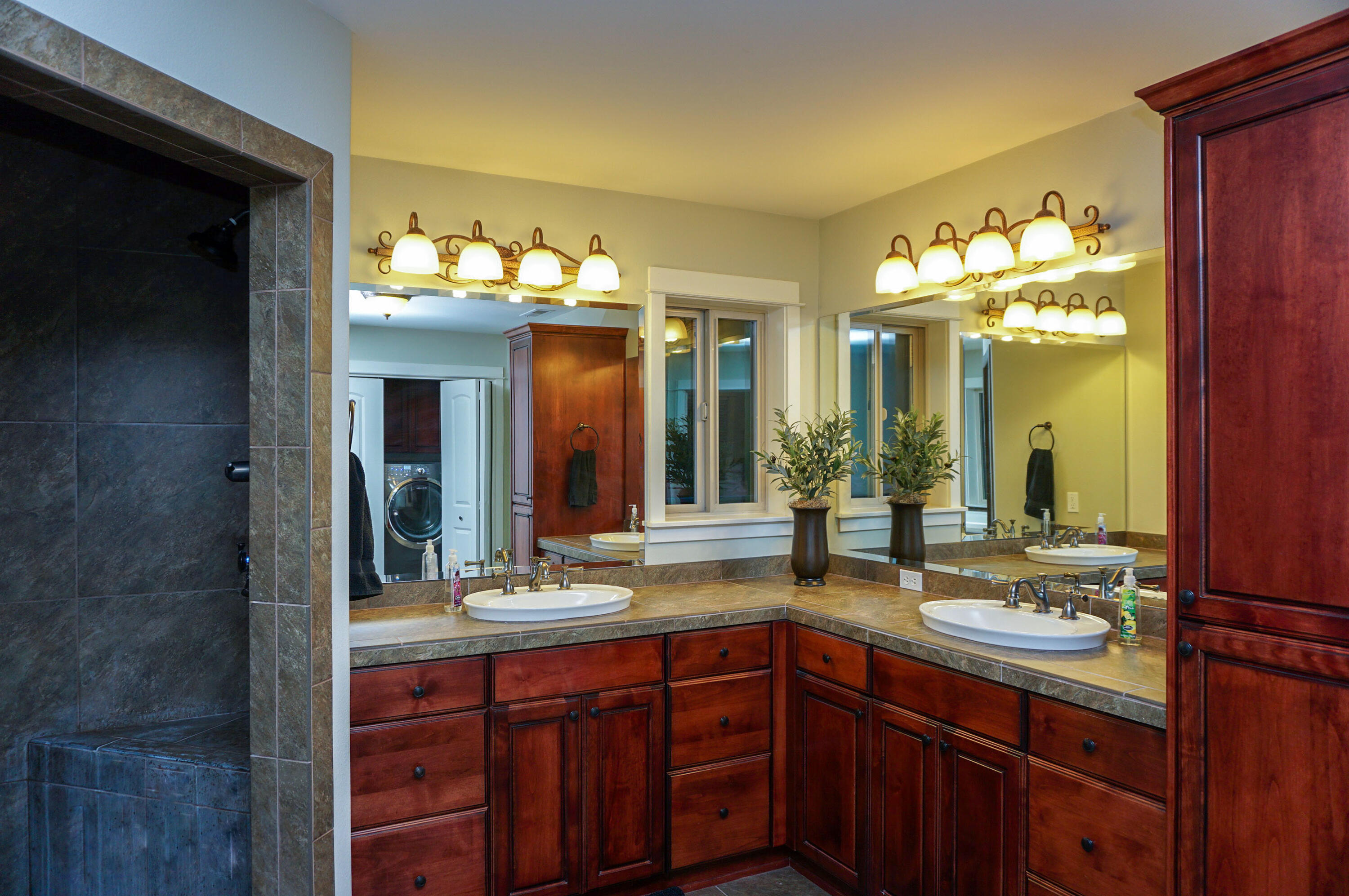 Fairway Point Villag - Residential