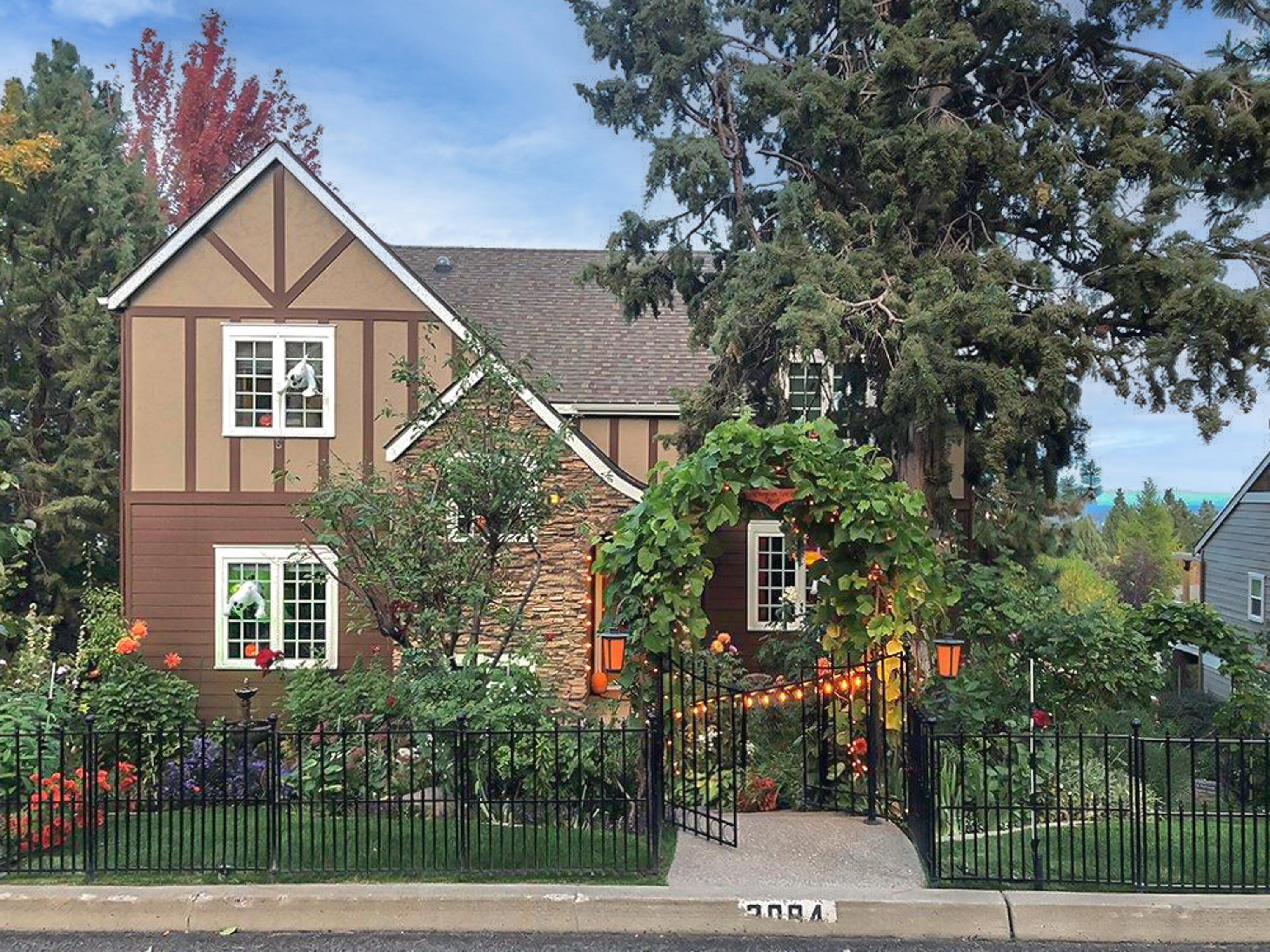 Awbrey Village - Residential