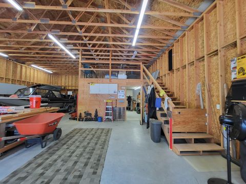 Tiny photo for 51998 Noble Fir, La Pine, OR 97739 (MLS # 220221194)
