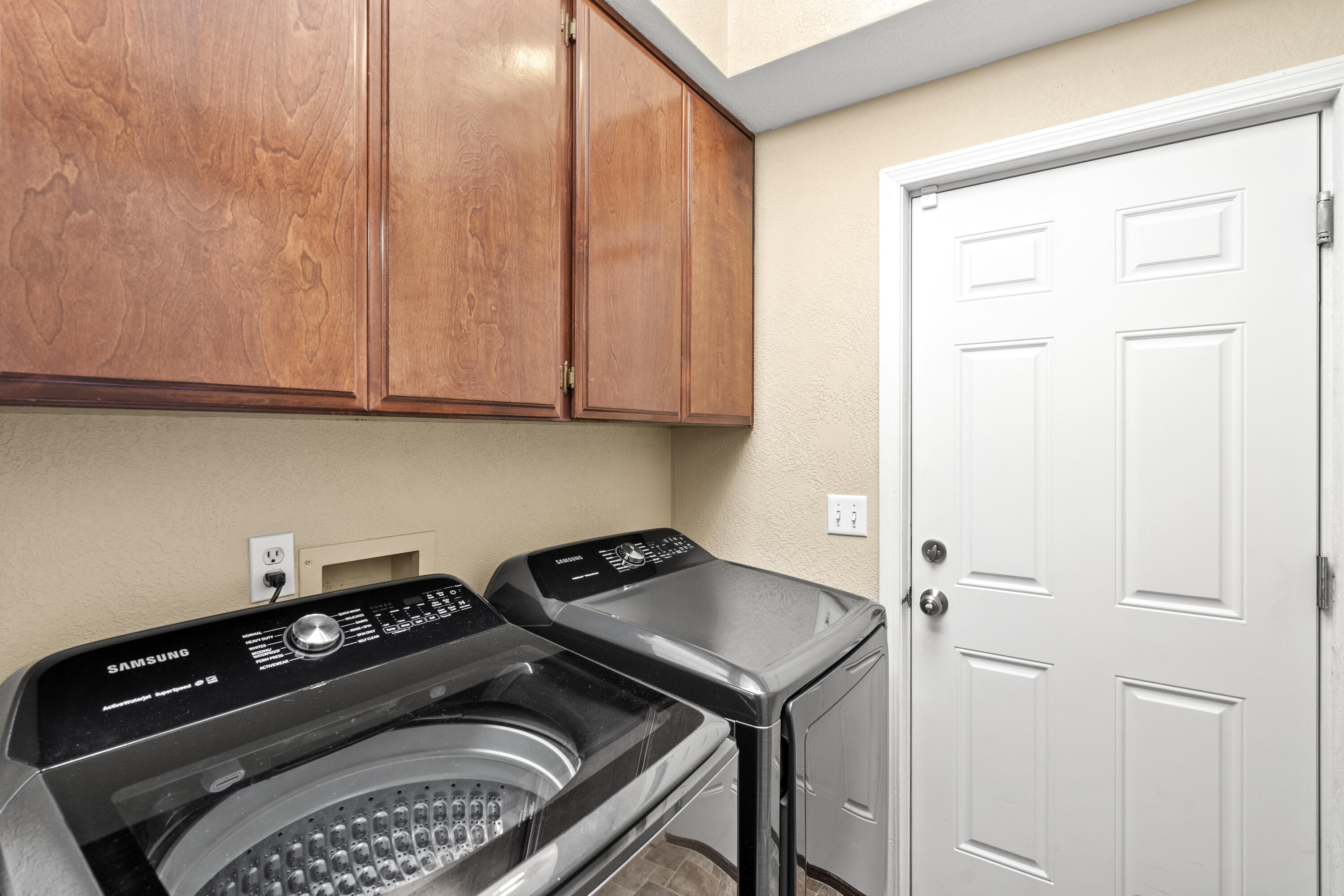 Valley Point - Residential