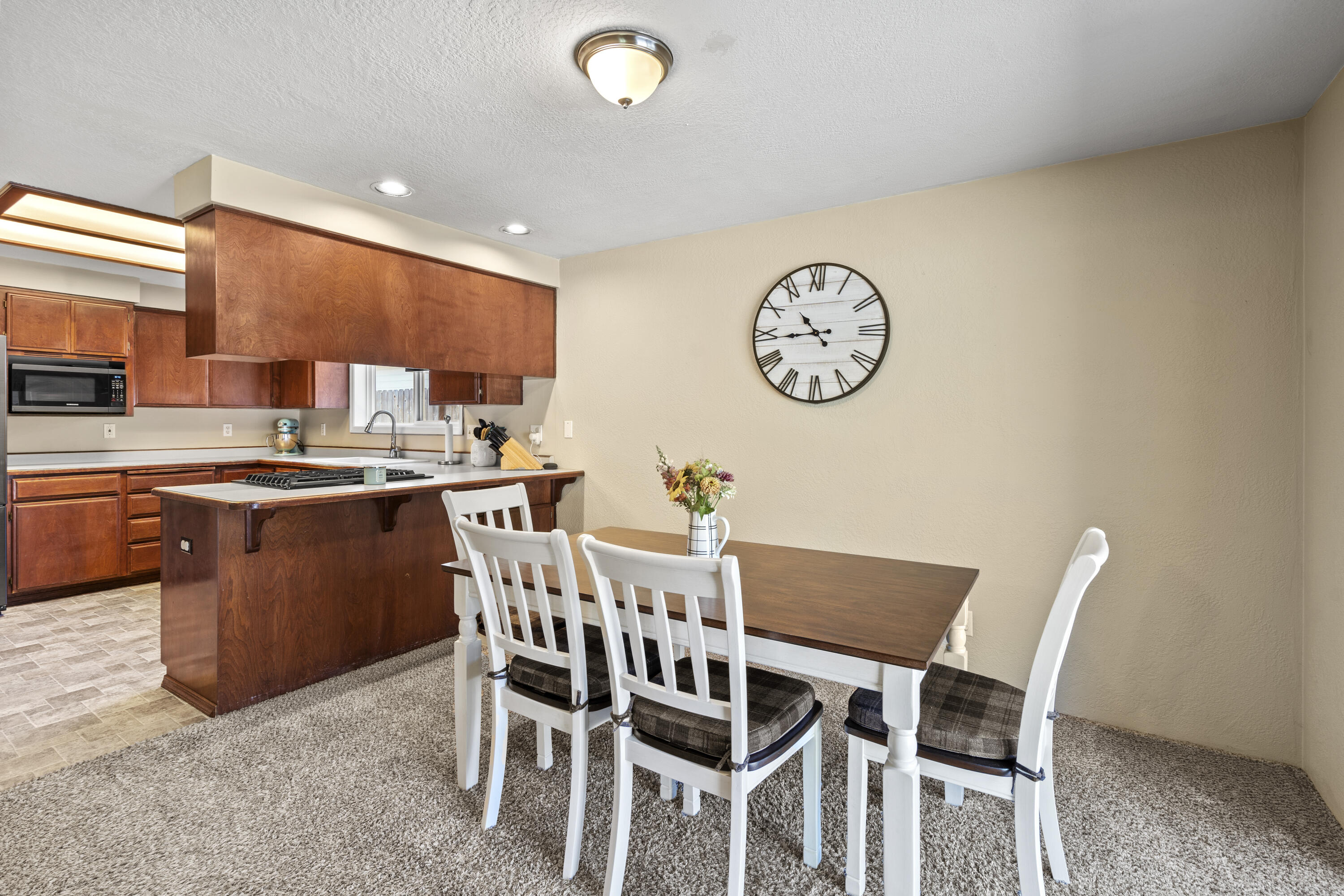 Valley Point - Residential