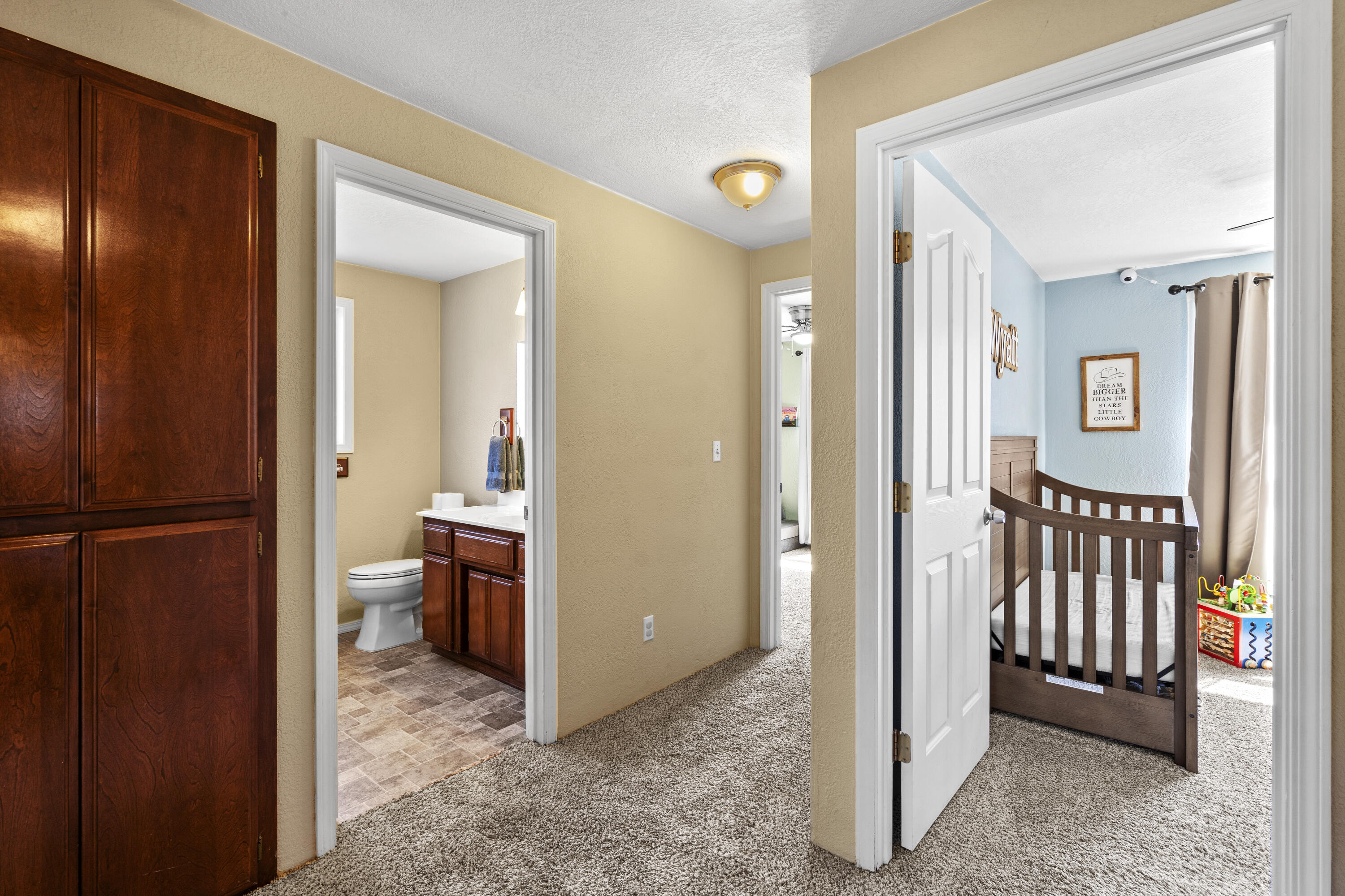 Valley Point - Residential