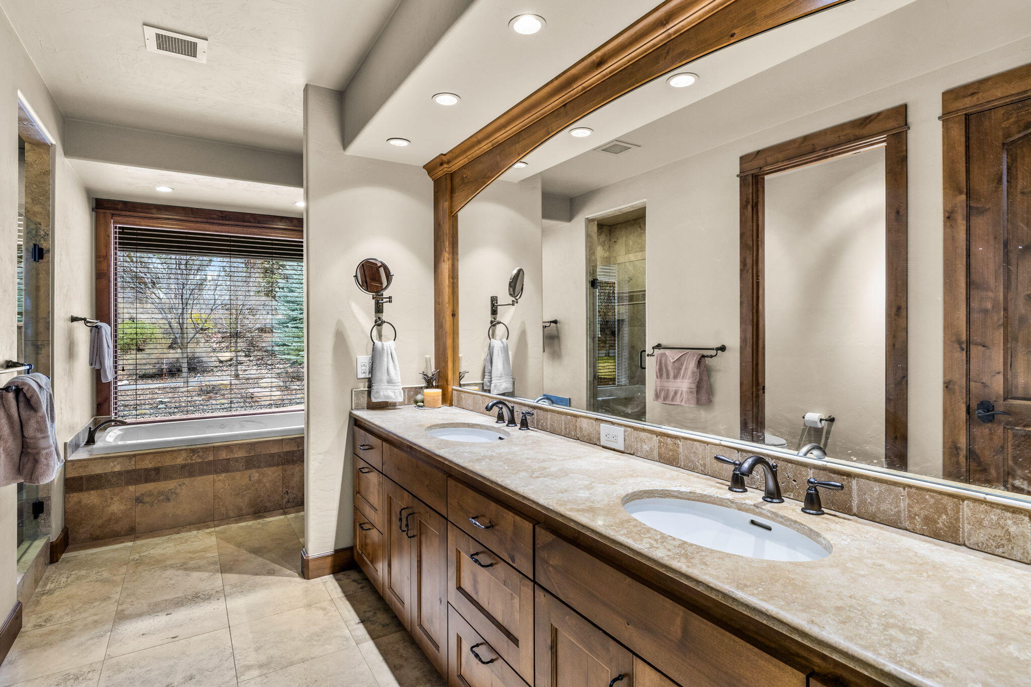 Three Pines - Residential