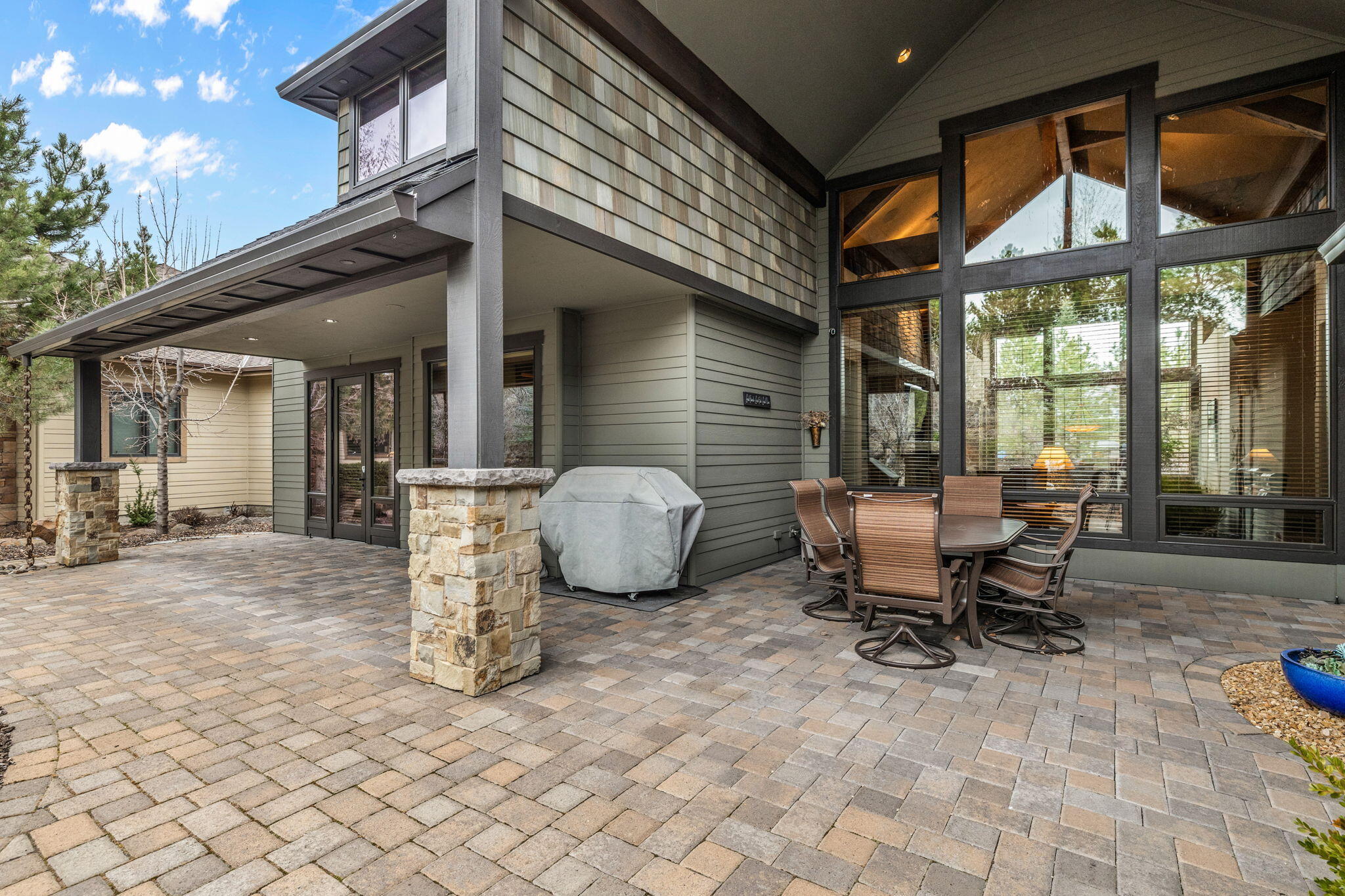 Three Pines - Residential