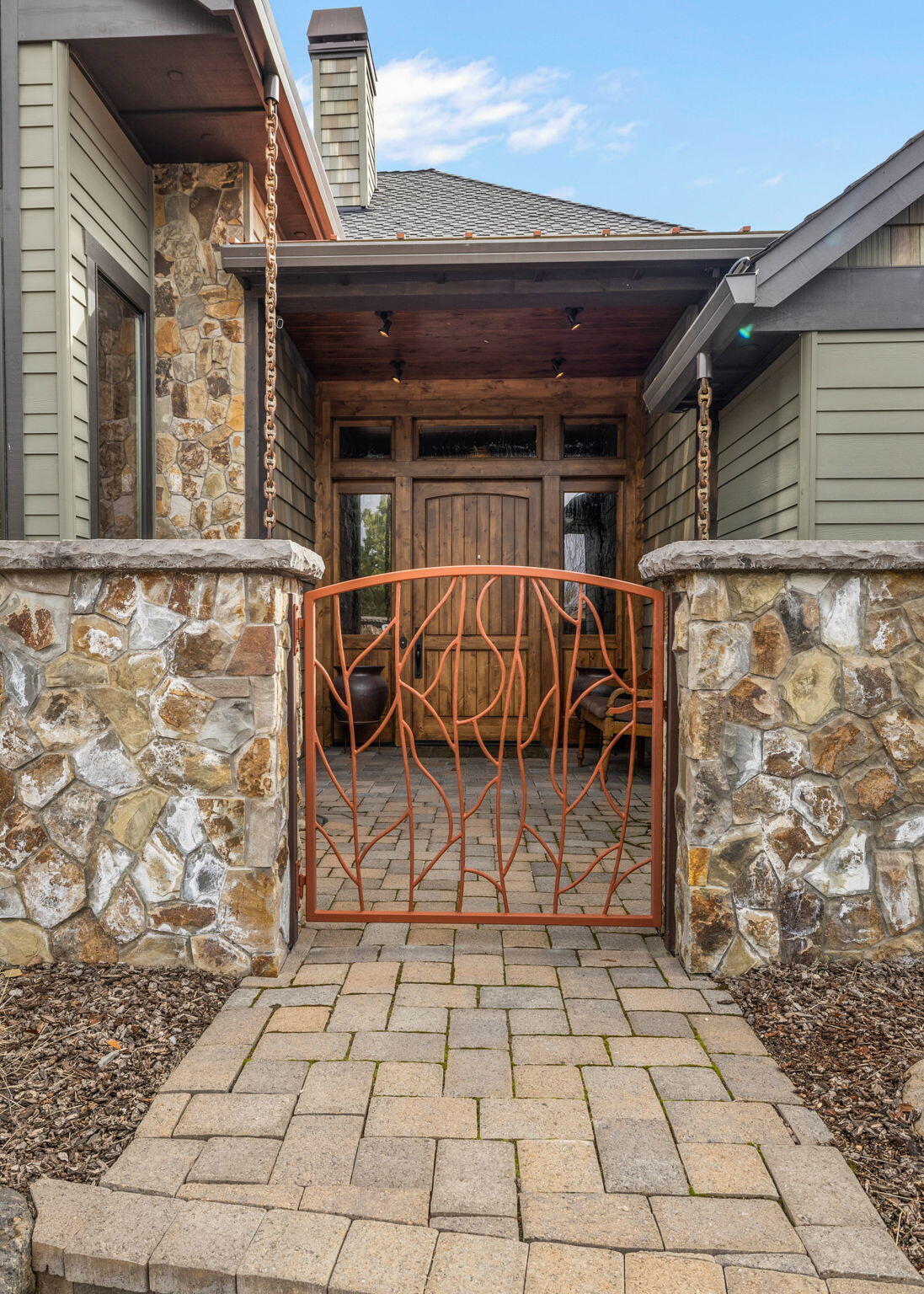 Three Pines - Residential