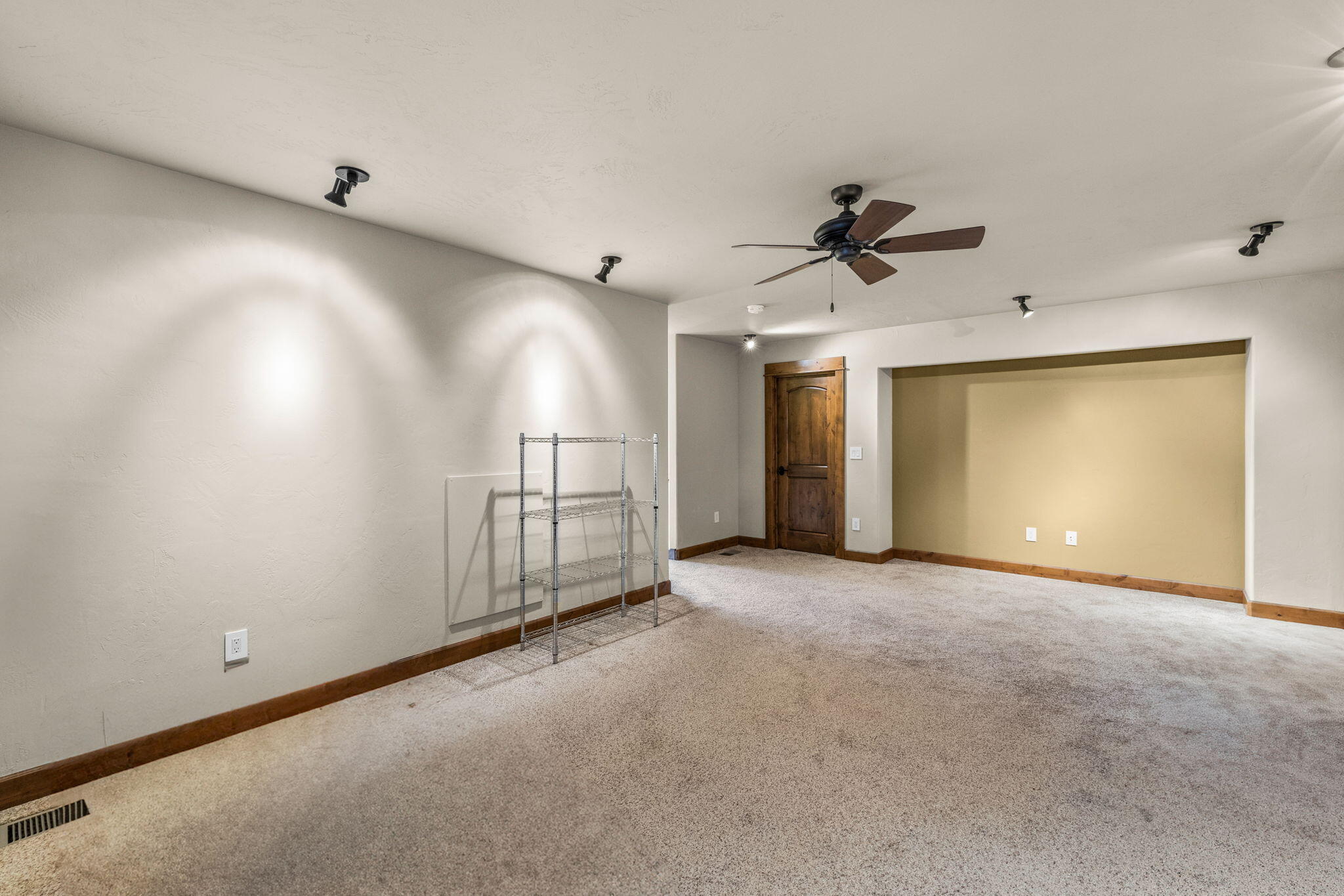 Three Pines - Residential