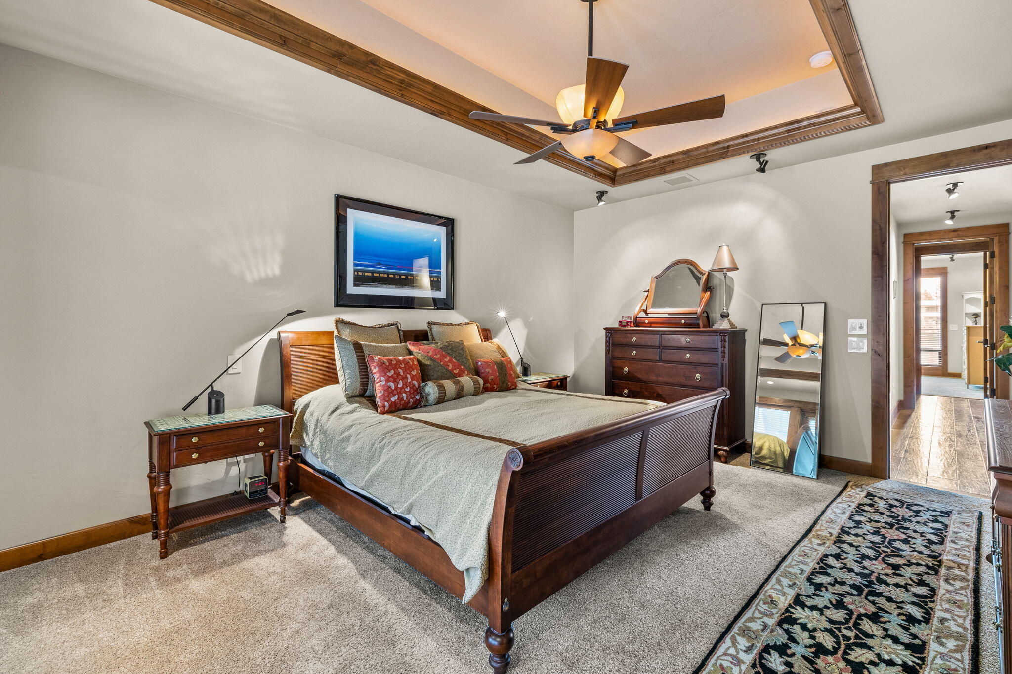 Three Pines - Residential