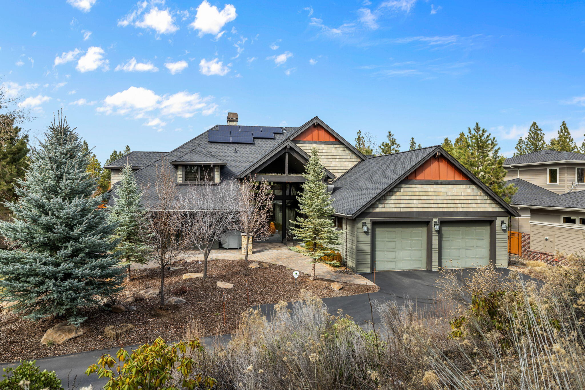 Three Pines - Residential