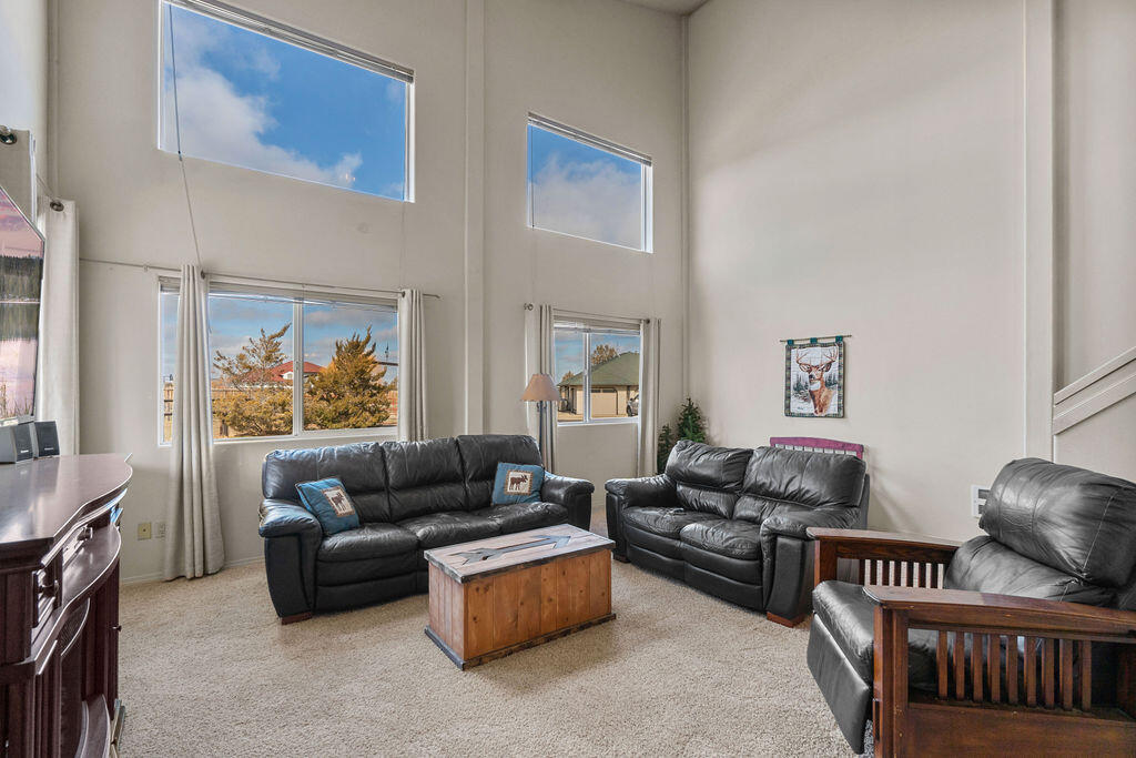 West Powell Butte Es - Residential