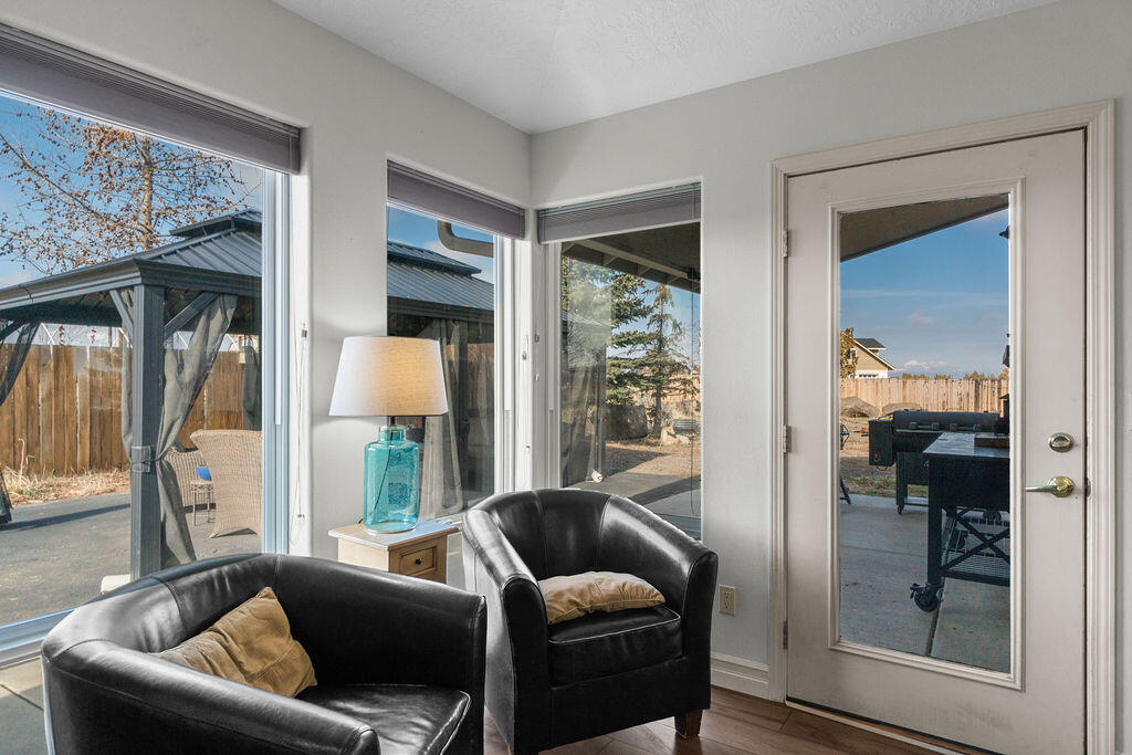 West Powell Butte Es - Residential