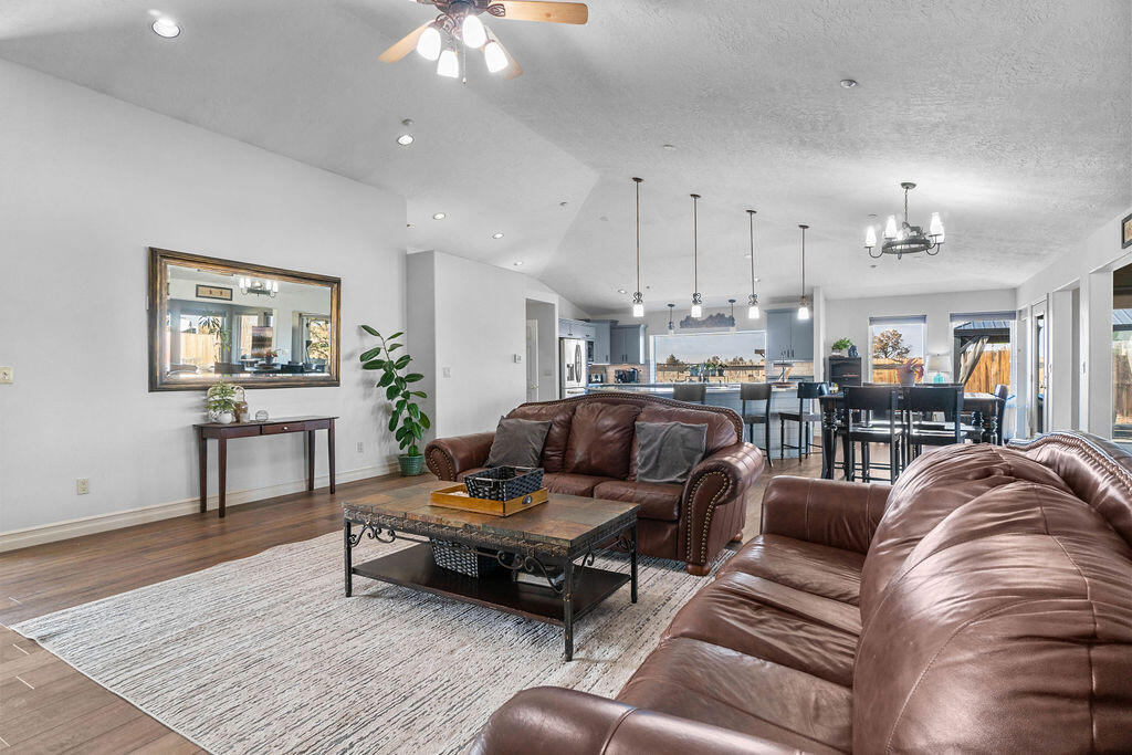 West Powell Butte Es - Residential