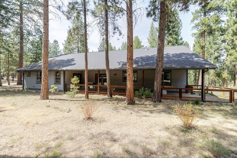 Tiny photo for 14225 Whitewater Lane, La Pine, OR 97739 (MLS # 220221772)