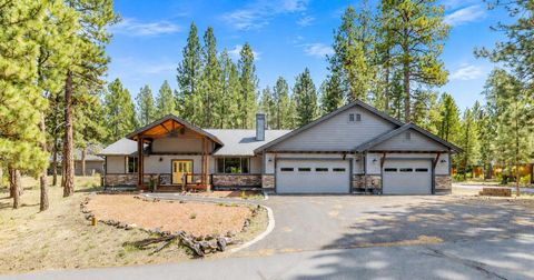 Photo of 14225 Whitewater Lane, La Pine, OR 97739 (MLS # 220221772)