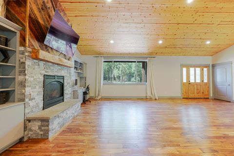 Tiny photo for 14225 Whitewater Lane, La Pine, OR 97739 (MLS # 220221772)