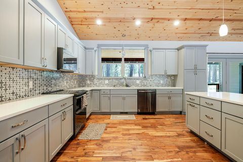 Tiny photo for 14225 Whitewater Lane, La Pine, OR 97739 (MLS # 220221772)