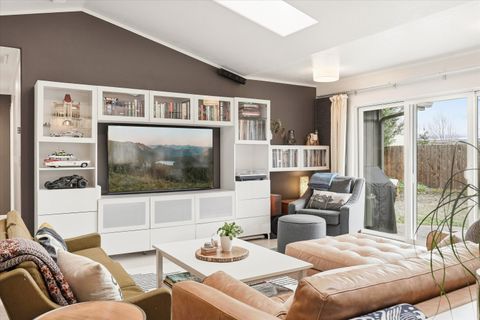 Tiny photo for 2074 SE Kayleigh Way, Grants Pass, OR 97526 (MLS # 220215172)