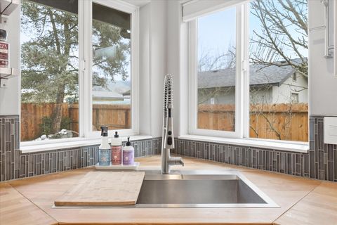 Tiny photo for 2074 SE Kayleigh Way, Grants Pass, OR 97526 (MLS # 220215172)