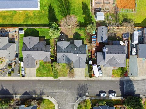 Tiny photo for 2074 SE Kayleigh Way, Grants Pass, OR 97526 (MLS # 220215172)