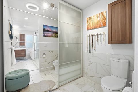 Tiny photo for 2074 SE Kayleigh Way, Grants Pass, OR 97526 (MLS # 220215172)