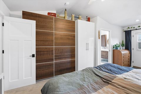 Tiny photo for 2074 SE Kayleigh Way, Grants Pass, OR 97526 (MLS # 220215172)